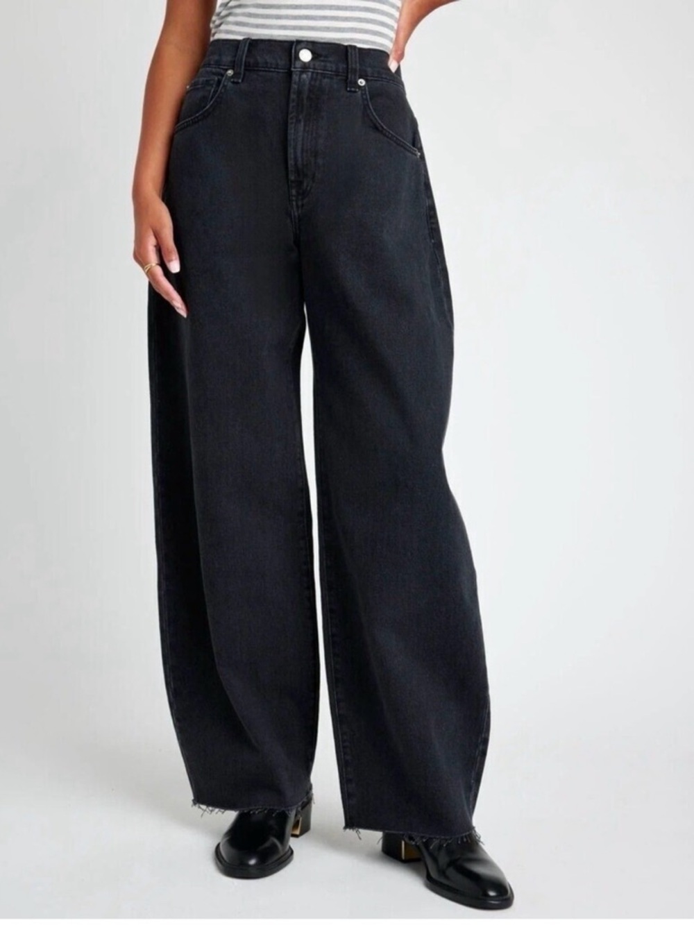 Splendid Black Rinse Carson Barrel Leg Jean Tapered Women's Size 24 Raw Hem NWT
